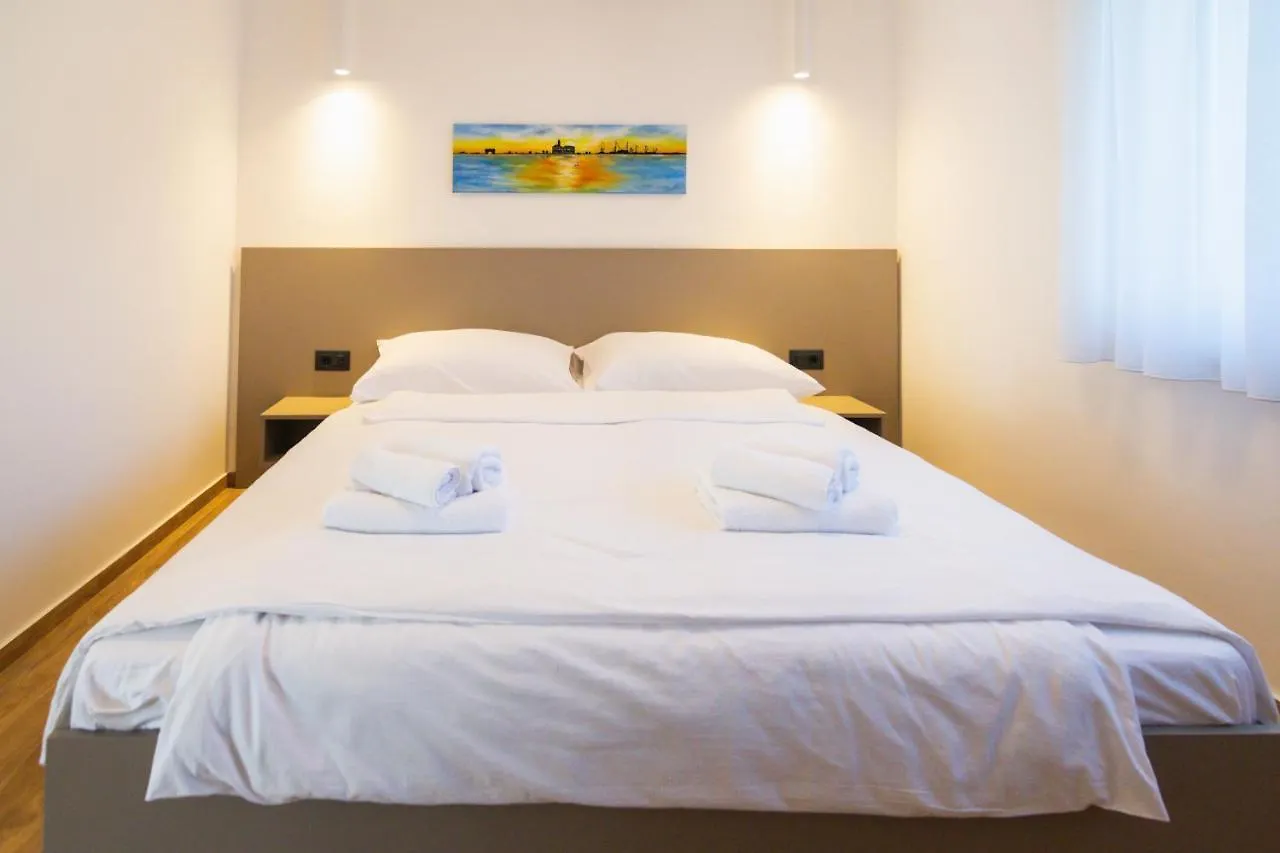 Apartment City Life With Free Parking Pula Kroatien
